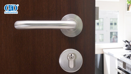 How A Door Handle Works?.jpg